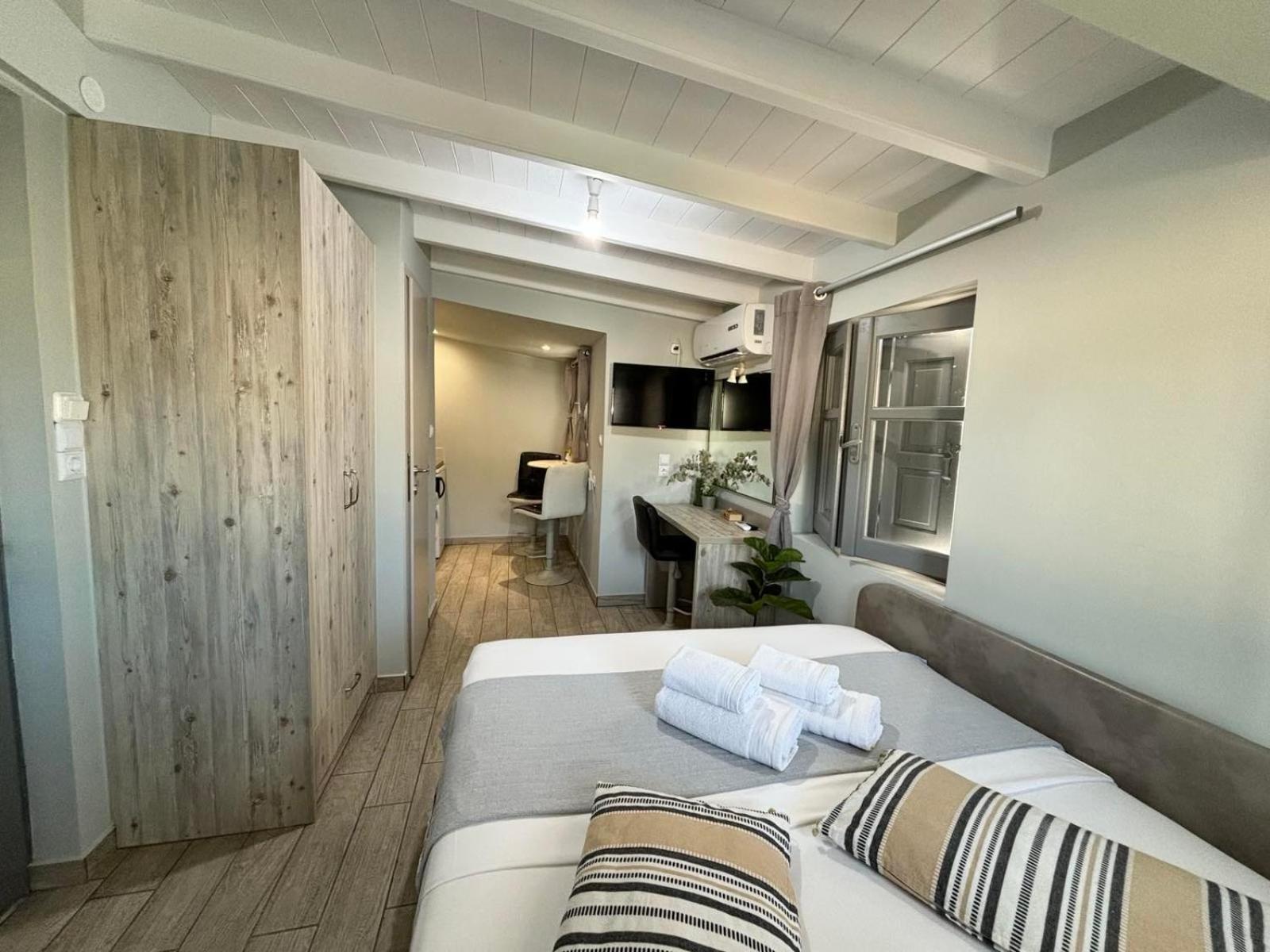 Green Suite Skiathos Exterior photo