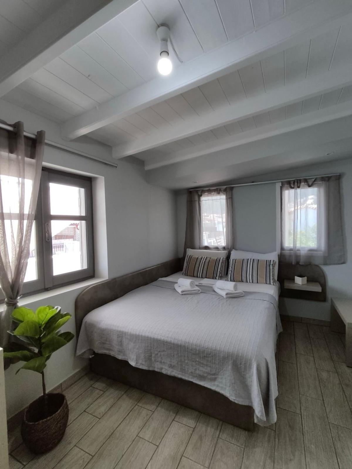Green Suite Skiathos Exterior photo